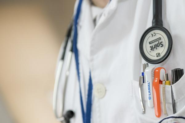 Angielski specjalistyczny dla lekarzy Lekarz - doktor